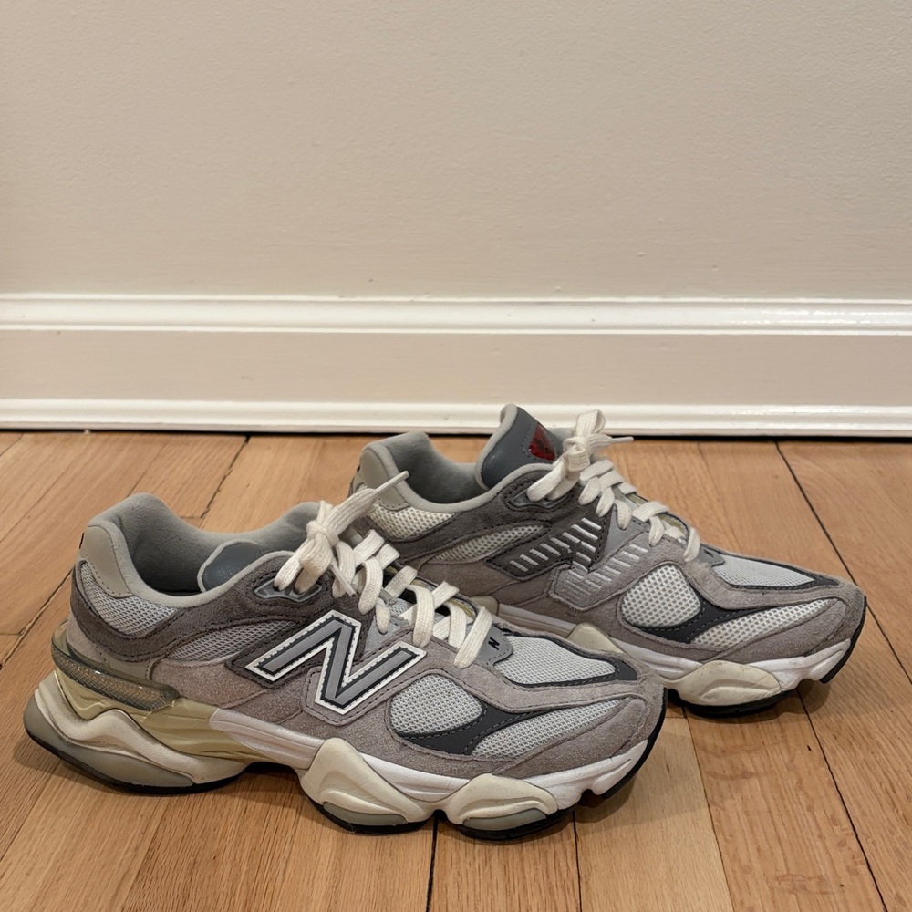 New Balance 9060 Sneakers - Women